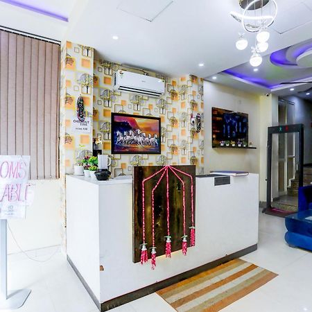 Global Stay Near Delhi Airport Nova Deli Exterior foto