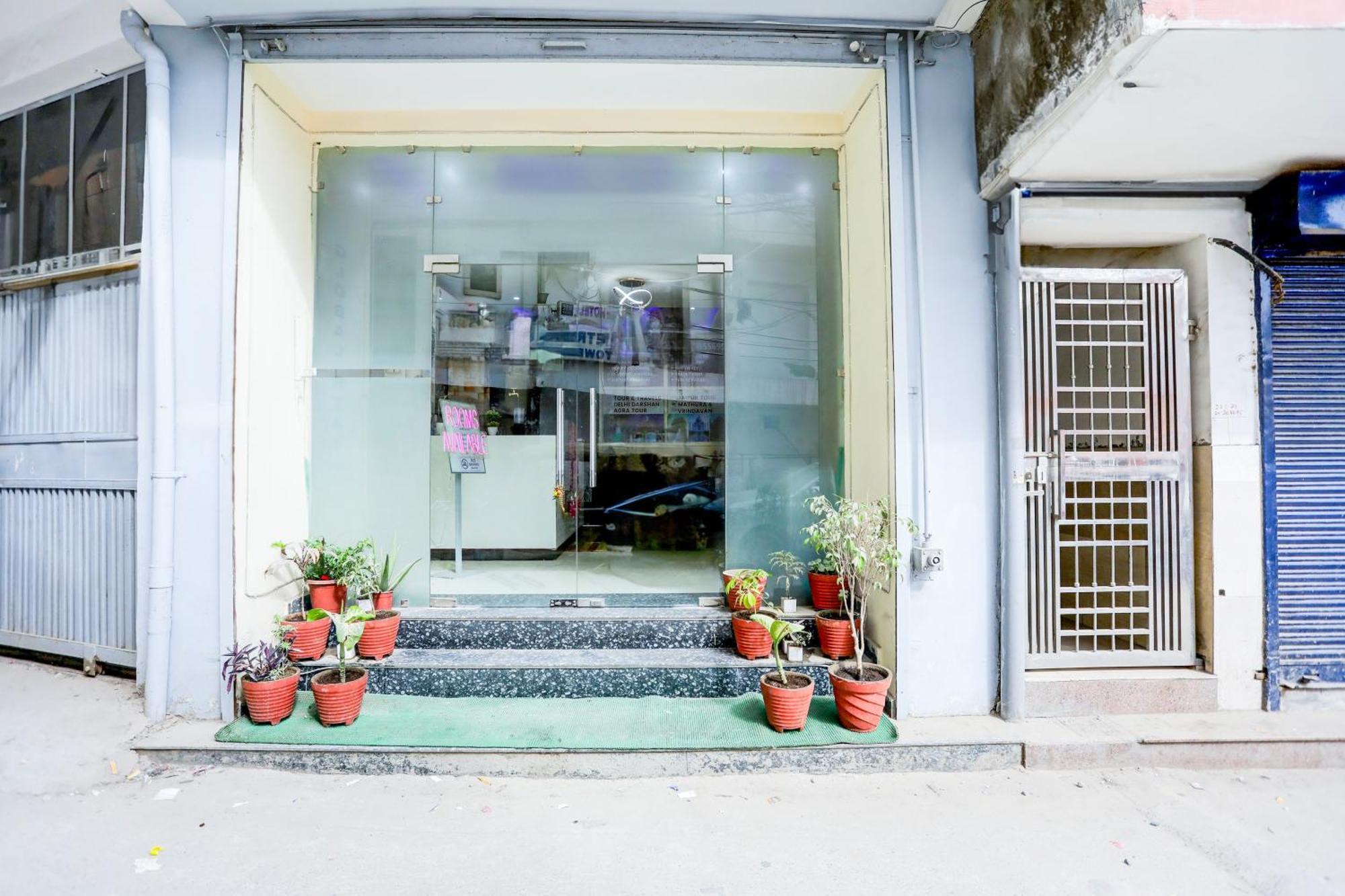 Global Stay Near Delhi Airport Nova Deli Exterior foto